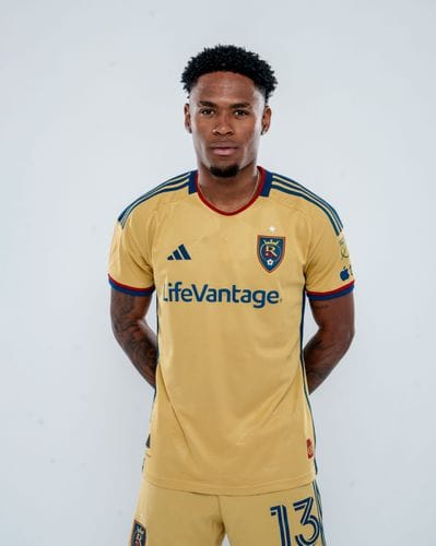 RSL sign Colombian midfielder Nelson Palacio